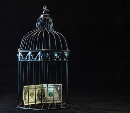 Dolar Tembus 17.200 Rupiah, Kini Turun ke 16.900 Rupiah Dolar Tembus 17.200 Rupiah, Kini Turun ke 16.900 Rupiah