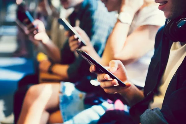 Alasan di Balik Sulitnya Generasi Z Beradaptasi di Lingkungan Kerja