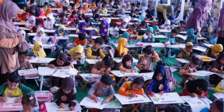 Garut Penuh Warna, Ratusan Anak TK Meriahkan Gebyar Prestasi di Ciplaz Ratusan Anak TK Meriahkan Gebyar Prestasi di Ciplaz