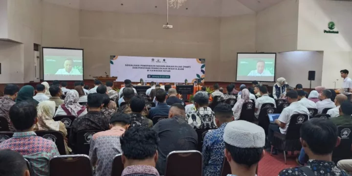 Perhutani bersama Kementerian Kehutanan menggelar pertemuan dengan sejumlah pengelola wisata di Jawa Barat dan Banten
