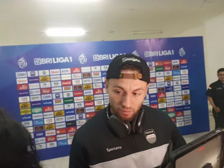 Kapten Persib Kabarkan Timnya Mulai Kompak Setelah Satu Bulan Bersama Kapten Persib Kabarkan Timnya Mulai Kompak Setelah Satu Bulan Bersama