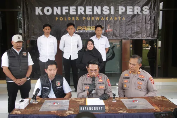 Polisi Amankan Dua Remaja Pelaku Penganiayaan Kakek di Purwakarta