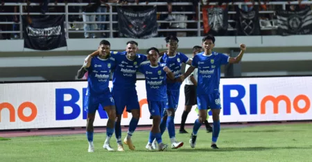 Persib Berkesempatan Juara di Kandang Malut, Imran Nahummarury : Kami Tak Akan Mengalah Begitu Saja