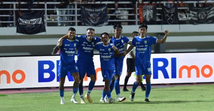 Head to Head dan Prediksi Skor Malut United vs Persib Bandung, Laga Akan Berjalan Ketat
