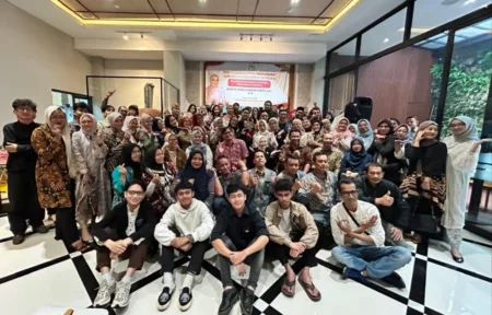 Teh Aanya Sosialisasikan Empat Pilar dan Serap Aspirasi Warga Bandung Sosialisasikan Empat Pilar DPD RI