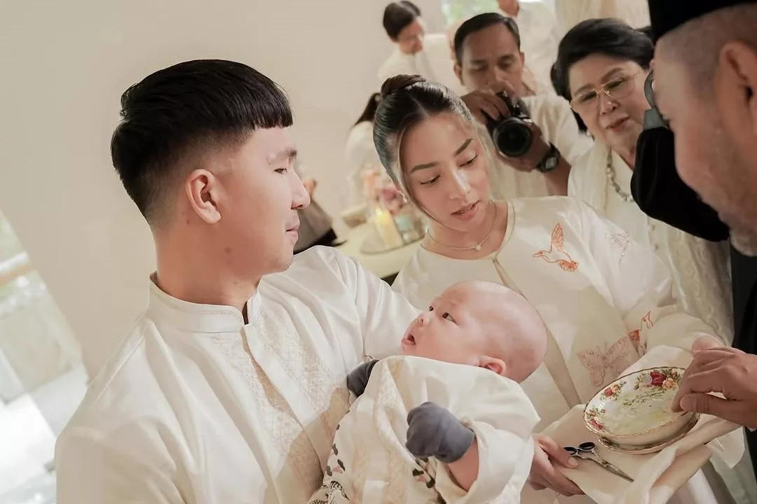 Momen Hangat, Akikah Anak Kedua Nikita Willy dan Indra Priawan (@yorafebrina)