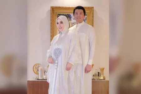 Syahrini dan Reino Barack Rayakan Lebaran Pertama Bersama Baby R (@princessyahrini)