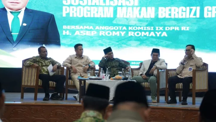 Sosialisasi program MBG dari Dinas Koperasi dan UKM serta Badan Gizi Nasional (BGN}