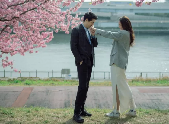 Maxime Bouttier Lamar Luna Maya di Jepang (@lunamaya)