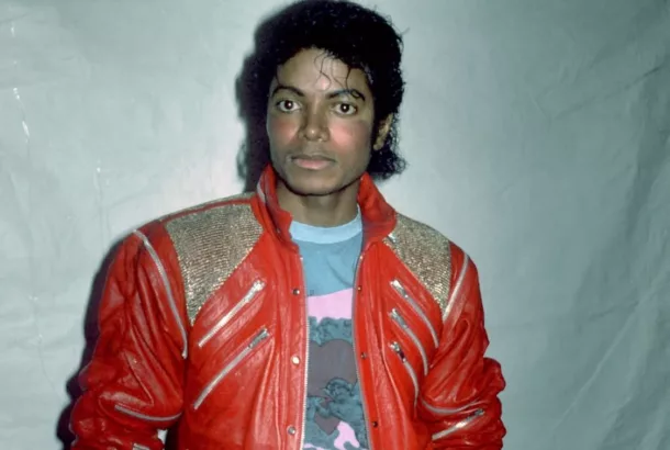 Terlalu Panjang film Michael Jackson Di Bagi Dua (@michaeljackson)