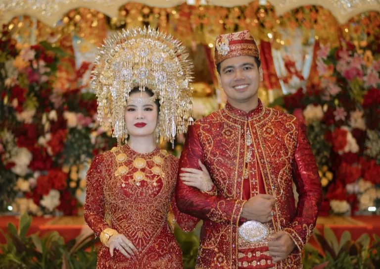 Istri Frans Faisal Hamil, Fuji Punya Keponakan Baru (@indahtrp)