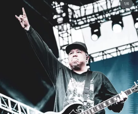 Ricky Siahaan Gitaris Seringai Meninggal Dunia Ricky Siahaan Gitaris Seringai Meninggal Dunia (@rickysiahaan)