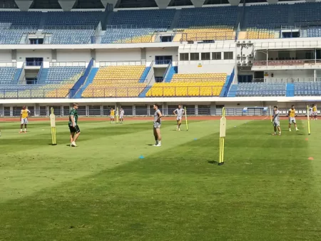 Dewa Kalah Oleh Malut United, Persib Hanya Butuh 5 Point Untuk Kunci Juara