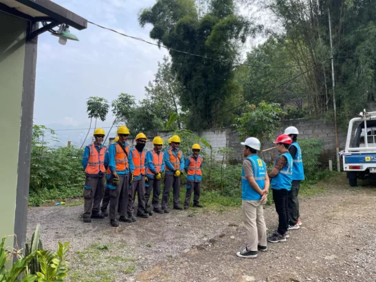 PLN UP3 Bandung melakukan berbagai tindakan preventif dengan melakukan Gempur ROW dengan melakukan berbagai tindakan