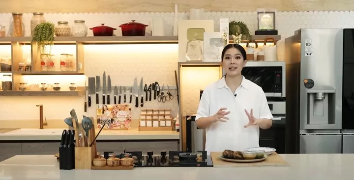 Devina Hermawan bagikan resep Ayam Bakar Bumbu Padang