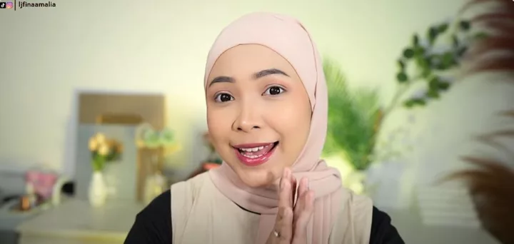 Ijfina Amalia review sunscreen anak Moell