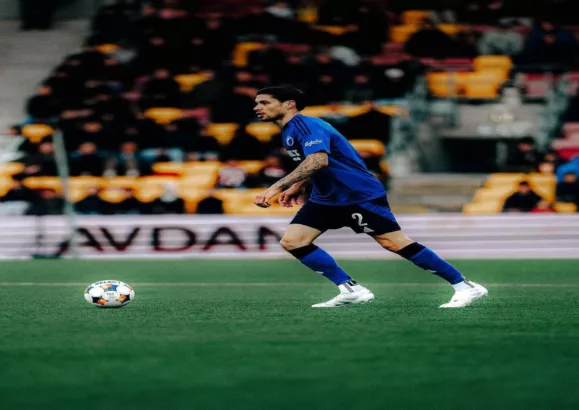 Kevin Diks mengalami cedera