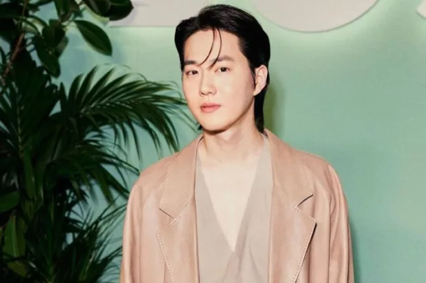 Leader EXO, Suho menjadi MC showcase mini album Kai