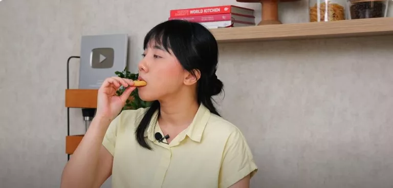 Luvita Ho bagikan resep Orange Almond Cookies