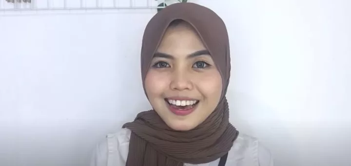 Wiwi Fauziah bagikan contoh ppt sempro