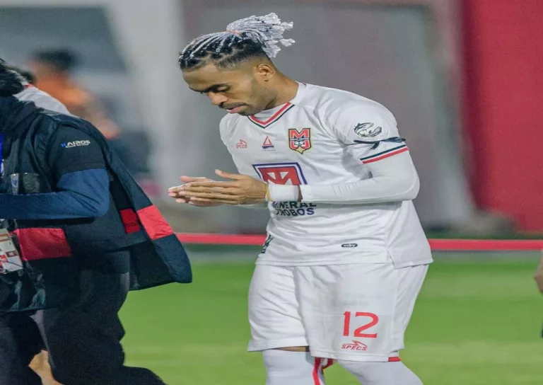 Yakob Sayuri cetak hattrick saat Malut United taklukkan Persis Solo dengan skor 3-1