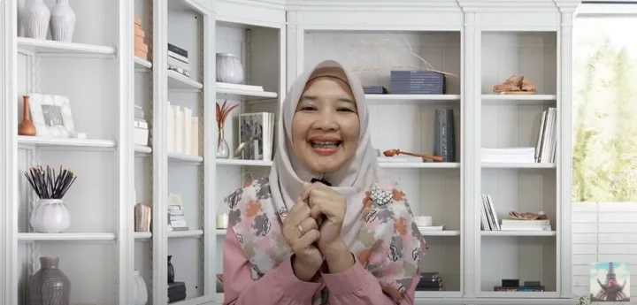 Dr. Ira Mirawati bahas teknik mencari referensi skripsi dari Google Scholar