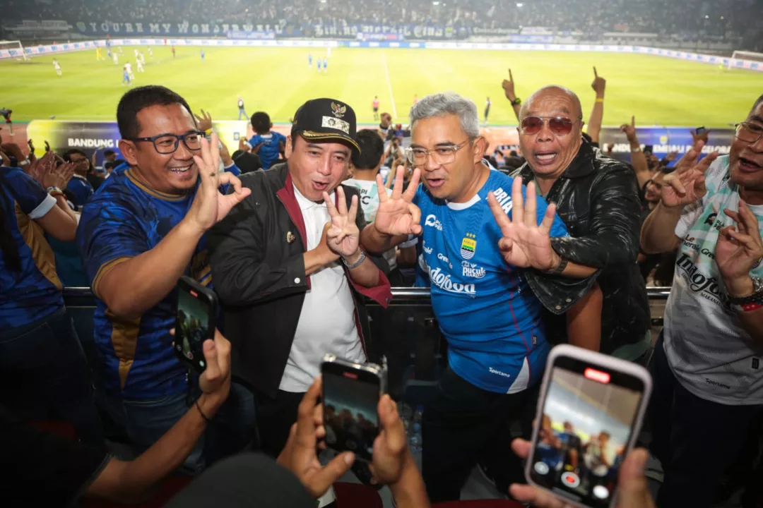 Persib Juara!! Farhan Minta Bobotoh Berpesta Dengan Tertib