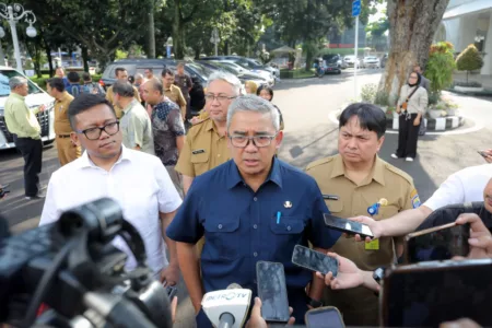 50 Siswa SMA Bandung Ikuti Pendidikan Karakter di Barak Militer Rindam Cikole