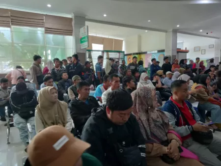 Kurangnya Sosialisasi Persyaratan Balik Nama Kendaraan Jadi Kendala Wajib Pajak di Garut