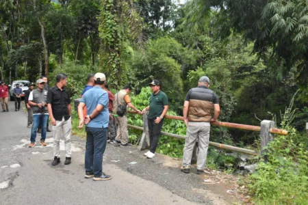 Warga Ingin Targetkan 2027 Jalan Kabupaten Kinclong