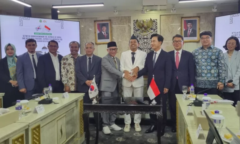 PLN (Persero) Unit Induk Distribusi (UID) Jawa Barat mendukung penuh langkah strategis Pemerintah Provinsi Jawa Barat dalam menjalin kemitraan internasional dengan Provinsi Chungcheongnam
