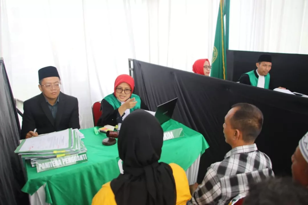 Suasana Sidang Isbat Masal di Halaman Balekota Tasikmalaya
