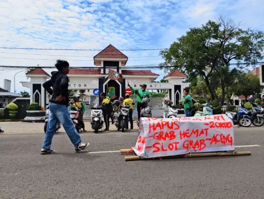 Ojol Karawang Tuntut Keadilan