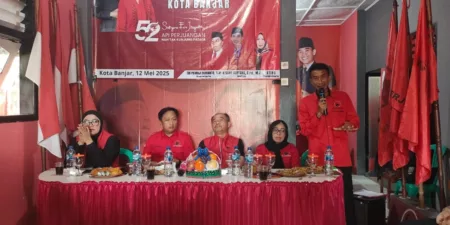 PDIP Kota Banjar, Jawa Barat, menunjukkan sikap solid dalam mendukung Megawati Soekarnoputri untuk kembali memimpin partai