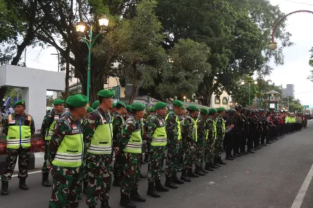 Pengamanan Ketat Nobar Persib di Garut
