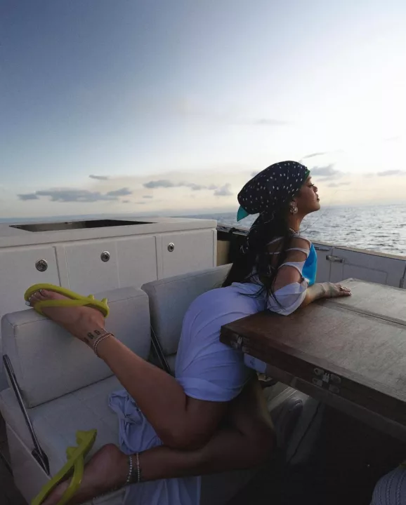 Rihanna/IG @badgalriri