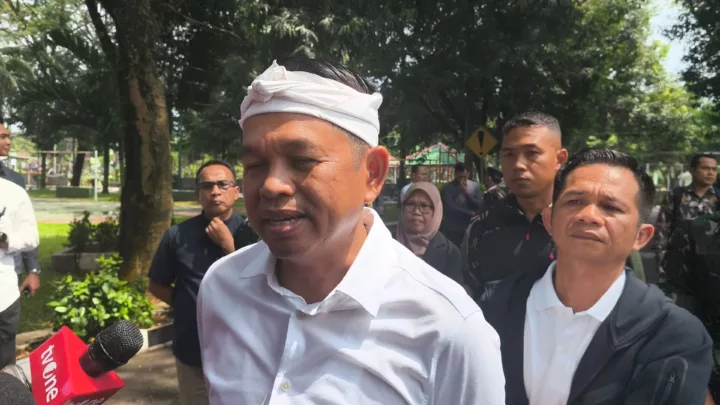 Dedi Mulyadi Tinjau Program Penguatan Karakter Siswa di Purwakarta