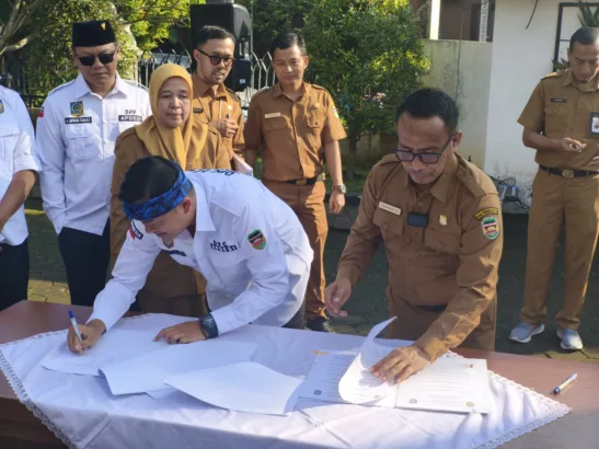 Dinas Pendidikan Purwakarta dan APDESI Teken MoU Penguatan Pengawasan Pendidikan