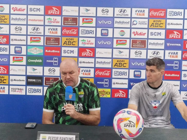 Bojan Hodak Tegaskan Tak Mau Nodai Juara Dengan Hasil Memalukan