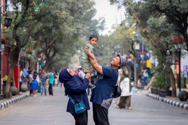 Libur Waisak, Pemkot Bandung Tutup Tempat Hiburan Malam dan Tertibkan Pekerja Informal