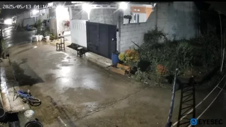 Teror Ketuk Pintu