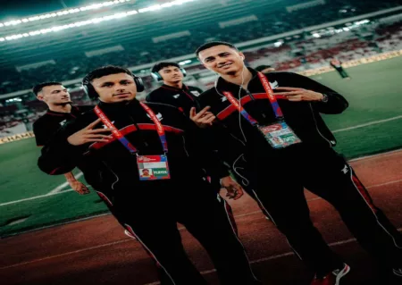 Duel Dean James dan Eliano Reijnders berakhir imbang