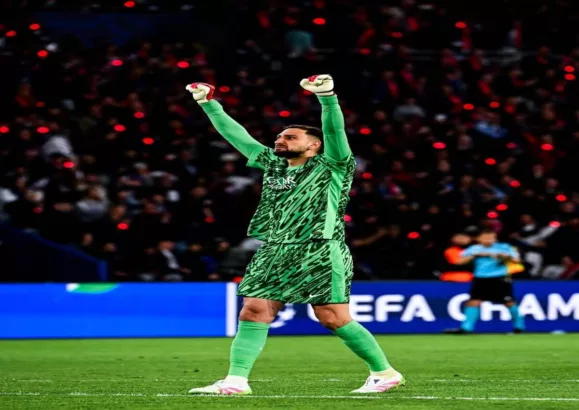 Gianluigi Donnarumma tampil luar biasa di bawah mistar PSG