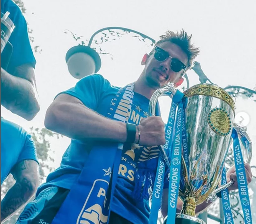 Mateo Kocijan Pamit Dari Persib Bandung Mateo Kocijan Pamit Dari Persib Bandung