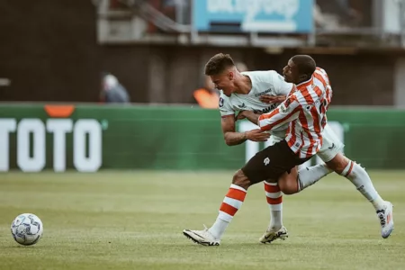 Mees Hilgers tampil gemilang bersama FC Twente