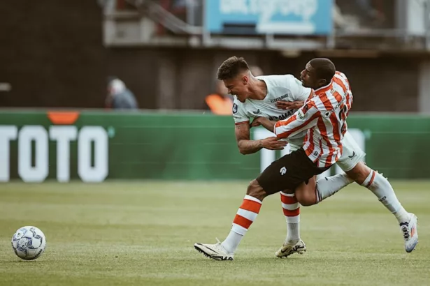 Mees Hilgers tampil gemilang bersama FC Twente