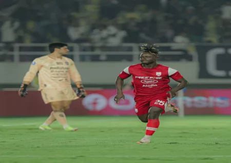 Persib Bandung dikabarkan tengah mengincar Moussa Sidibe