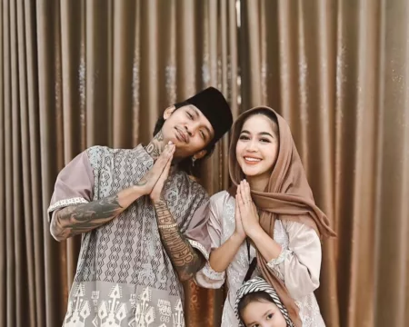 Young Lex Resmi Bercerai dengan Eriska Nakesya 9@young_lex18)