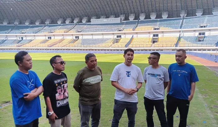 Viking Persib Klub Sodorkan Dana Untuk Membantu Perbaikan Beberapa Fasilitas GBLA