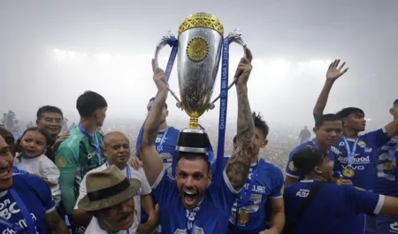 Menjadi Pemain Terbaik Liga 1 Musim Ini, Del Pino Ungkap Syukur dan Terima Kasih